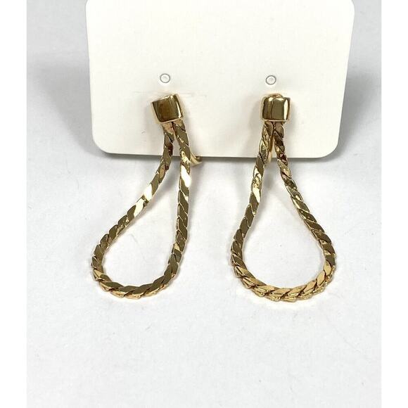 MONET Earrings Clips Clip Ons Vintage Flat Chain Loops Dangle Gold Tone - Picture 8 of 9